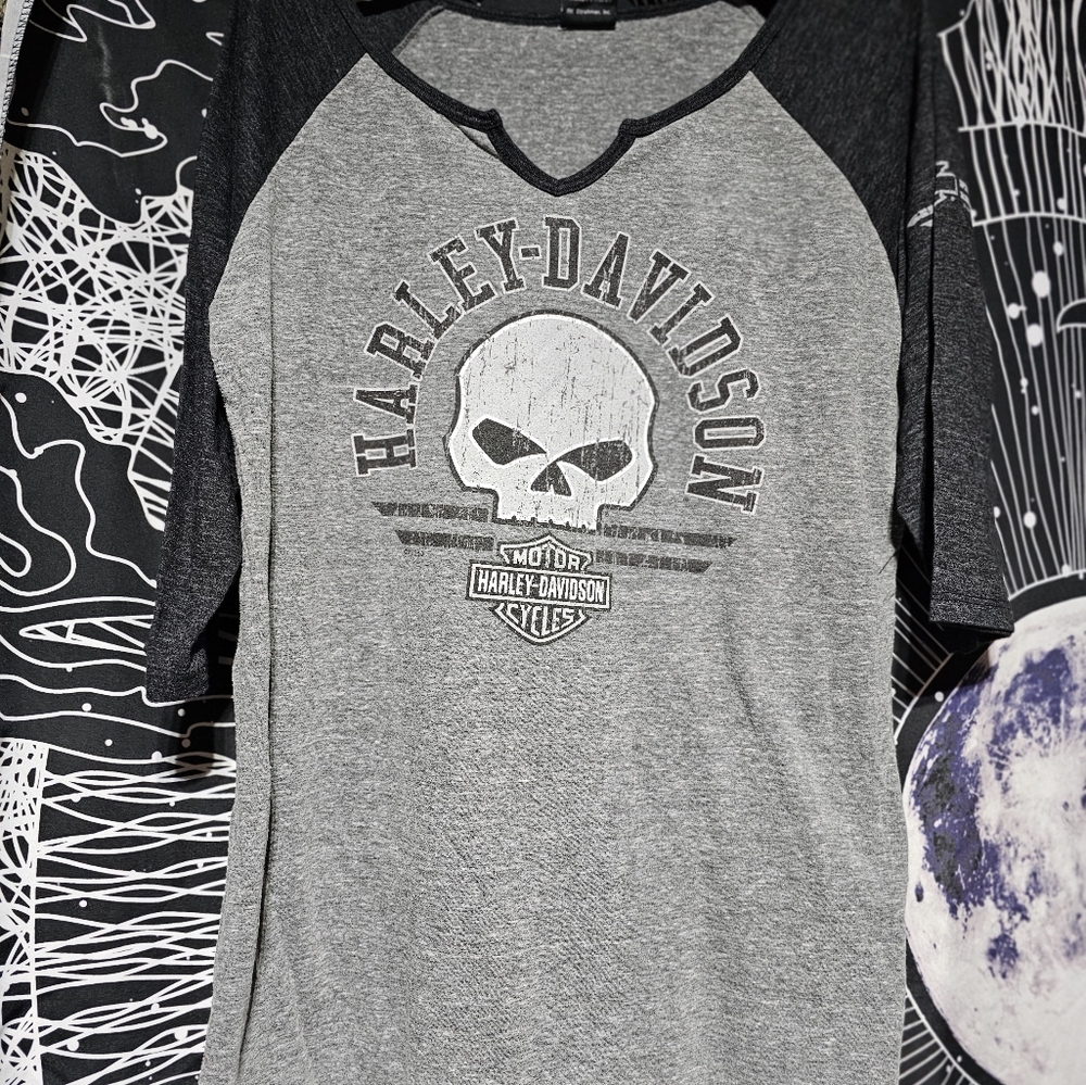 Women's Harley Davidson shirt